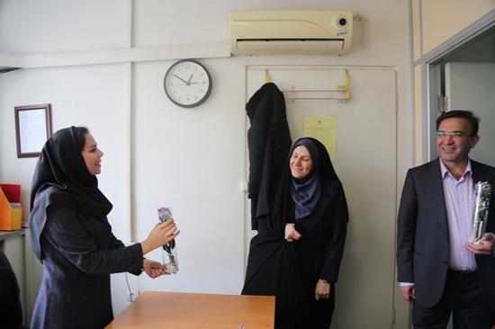 قدردانی و دیدار معاون توسعه مدیریت و برنامه ریزی منابع دانشگاه با بانوان معاونت غذا و دارو دانشگاه علوم پزشکی تهران 