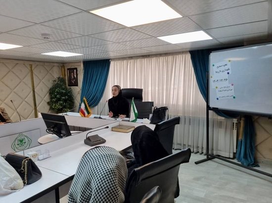 جلسه آموزشی نحوه صحیح مصرف دارو در زمان روزه داری و احتمال مسمومیت در ایام سفر 