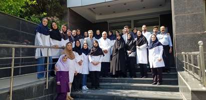 بازدید معاون غذا و دارو دانشگاه از آزمایشگاه‌ کنترل غذا، دارو، تجهیزات پزشکی به مناسبت روز آزمایشگاه