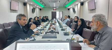اولین جلسه شورای بسیج کانون شهید کاظمیان معاونت غذا و دارودانشگاه علوم پزشکی تهران با مسئولان بسیج جامعه پزشکی تهران
