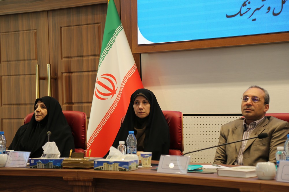 نخستین جلسه مدیران قطب متناظر فرآورده های طبیعی، سنتی،مکمل و شیرخشک برگزار شد